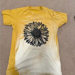 Yellow Sunflower Graphic T-Shirt
